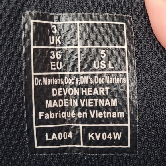 Dr. Martens Devon Heart leather platform boots  in Fuschia Pink - Picture 7 of 7